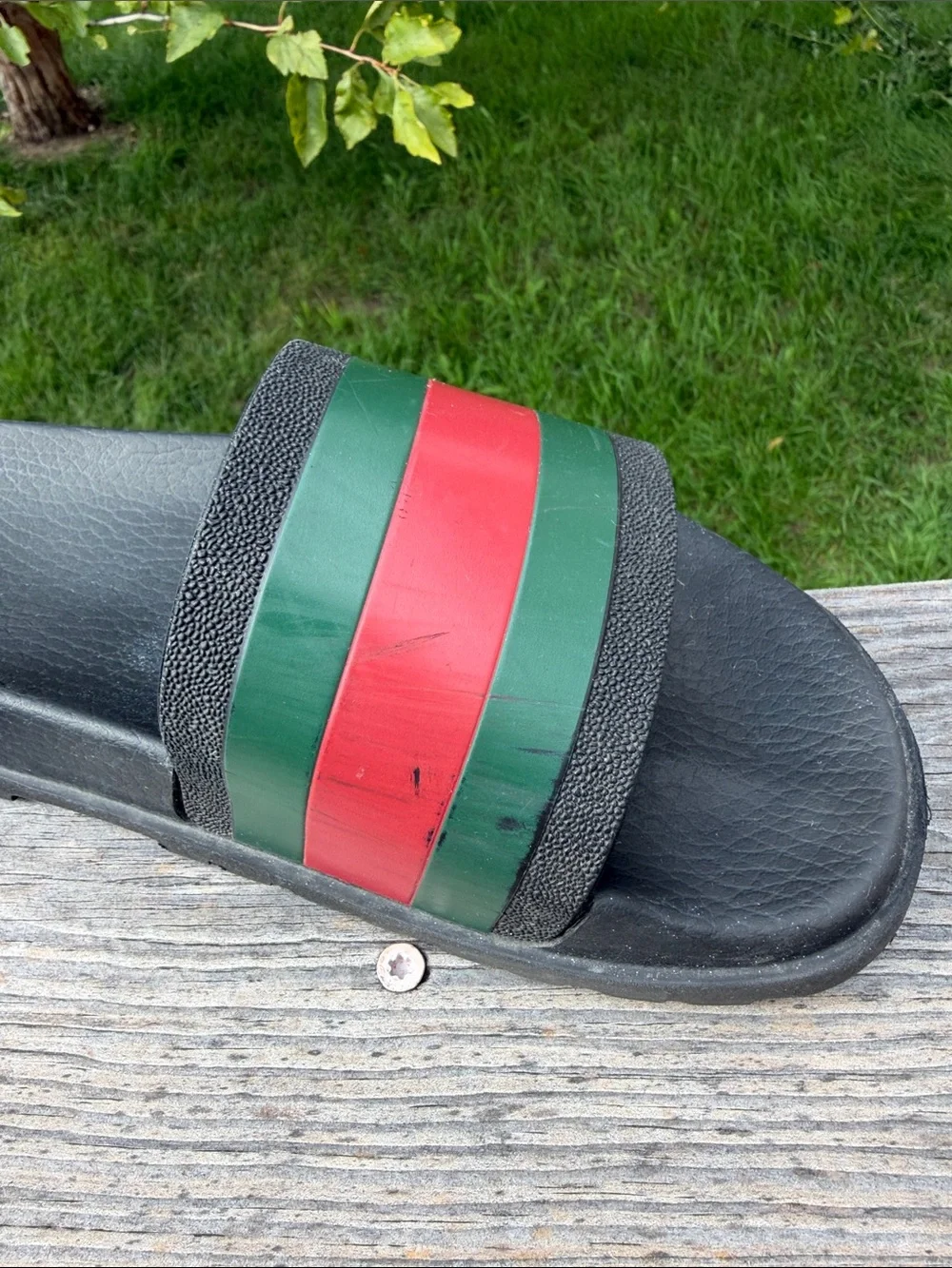 Gucci Black Slide Sandals with Green and Red Stripe size 5 boys.